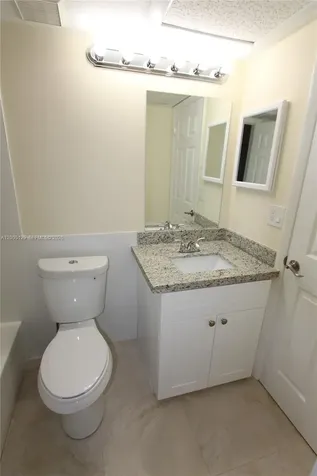 2890 N Oakland Forest Drive Oakland Park FL 33309