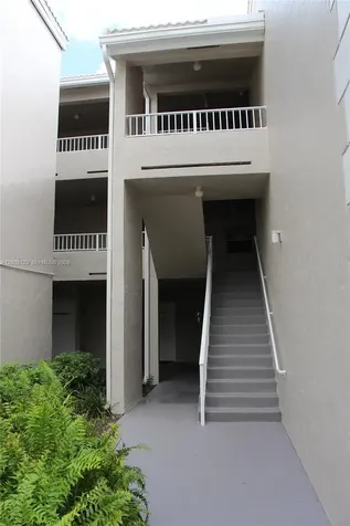 2890 N Oakland Forest Drive Oakland Park FL 33309