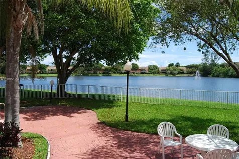 2890 N Oakland Forest Drive Oakland Park FL 33309