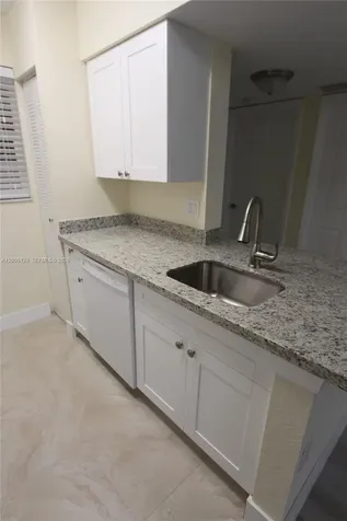 2890 N Oakland Forest Drive Oakland Park FL 33309