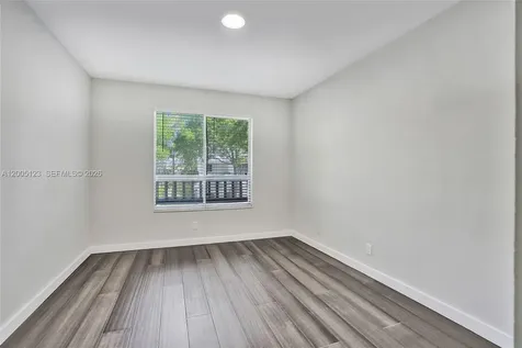 2062 E Discovery Circle E Deerfield Beach FL 33442