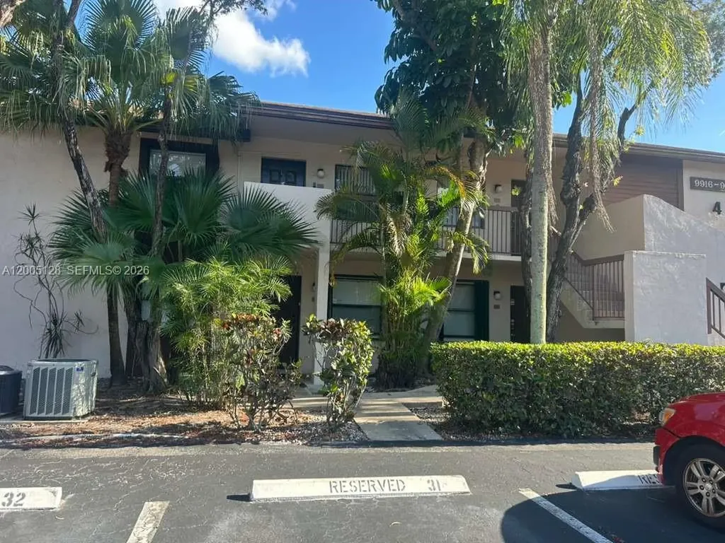 9926 Nob Hill Court Sunrise FL 33351