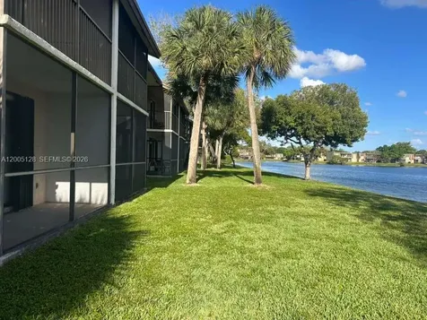 9926 Nob Hill Court Sunrise FL 33351