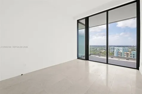 175 SE 25 Road Miami FL 33129