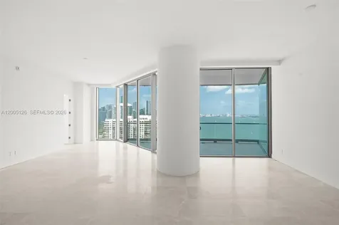 175 SE 25 Road Miami FL 33129