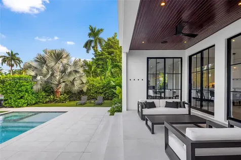 895 NE 76th Street Miami FL 33138