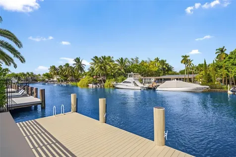 895 NE 76th Street Miami FL 33138