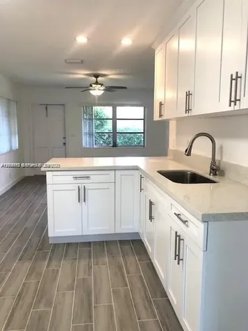215 SW 10th Street Hallandale Beach FL 33009