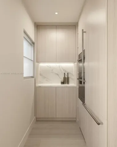 250 Collins Avenue Miami Beach FL 33139