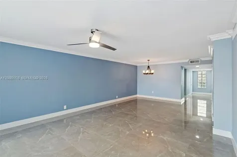 390 Racquet Club Road Weston FL 33326