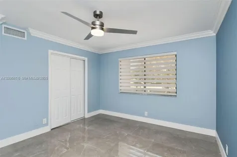 390 Racquet Club Road Weston FL 33326