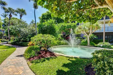3605 S Ocean Boulevard South Palm Beach FL 33480