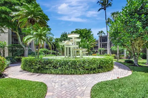 3605 S Ocean Boulevard South Palm Beach FL 33480