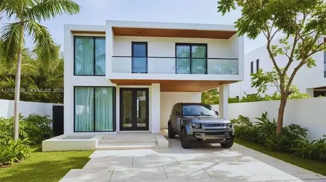 3637 Frow Avenue Miami FL 33133