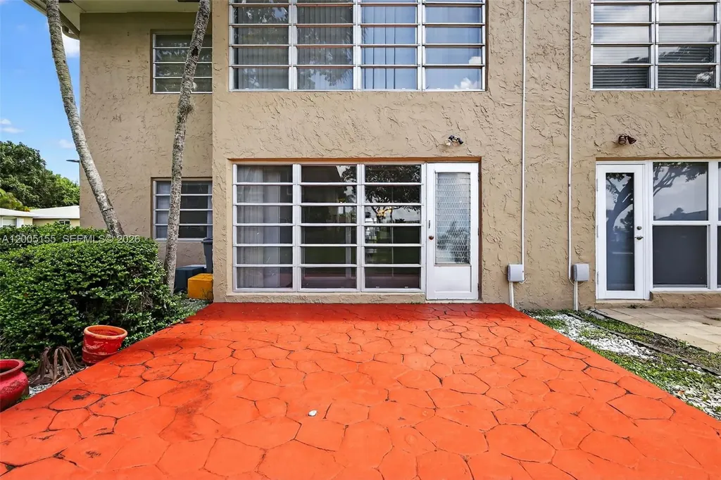 13950 Via Flora Delray Beach FL 33484