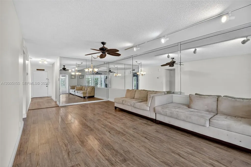 13950 Via Flora Delray Beach FL 33484