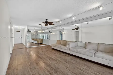 13950 Via Flora Delray Beach FL 33484