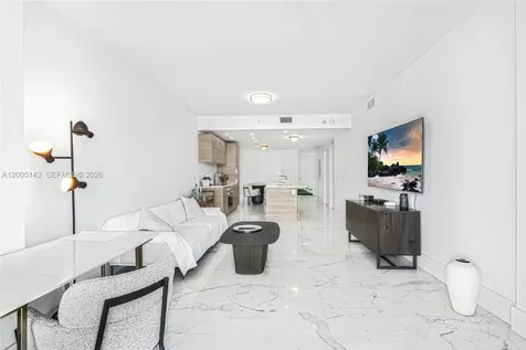 650 NE 32nd Street Miami FL 33137