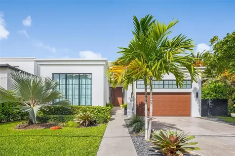 895 NE 76th Street Miami FL 33138