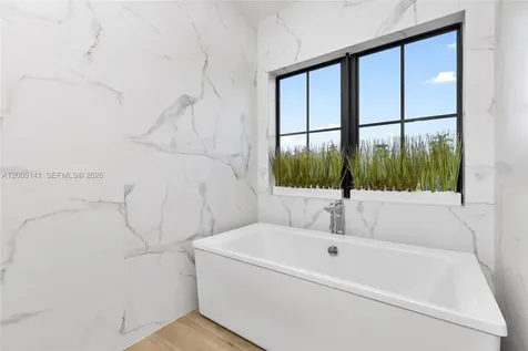 895 NE 76th Street Miami FL 33138