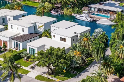 895 NE 76th Street Miami FL 33138