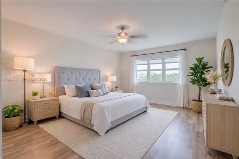 15051 Royal Oaks Lane North Miami FL 33181