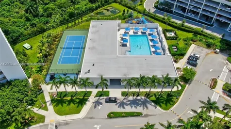 15051 Royal Oaks Lane North Miami FL 33181