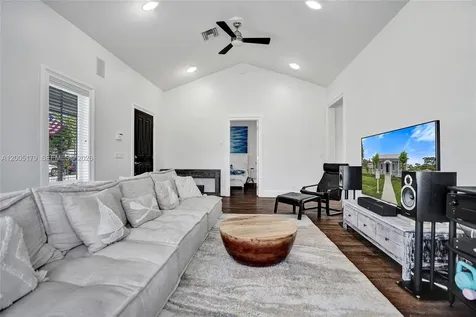 4648 SE Binnacle Way Stuart FL 34997
