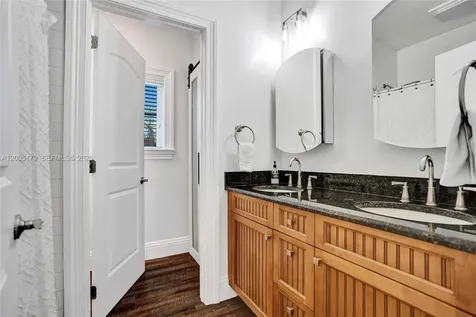 4648 SE Binnacle Way Stuart FL 34997