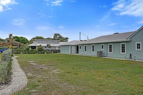 4648 SE Binnacle Way Stuart FL 34997