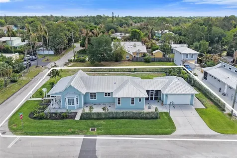 4648 SE Binnacle Way Stuart FL 34997