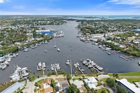 4648 SE Binnacle Way Stuart FL 34997