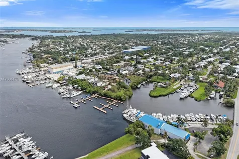 4648 SE Binnacle Way Stuart FL 34997