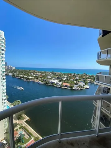 Aventura FL 33180