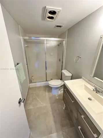 901 Hillcrest Drive Hollywood FL 33021