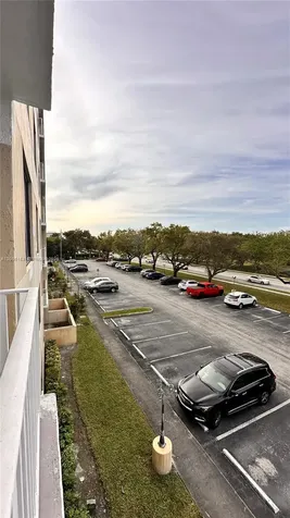 901 Hillcrest Drive Hollywood FL 33021