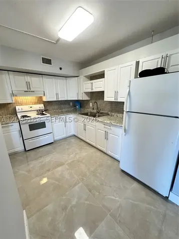 901 Hillcrest Drive Hollywood FL 33021