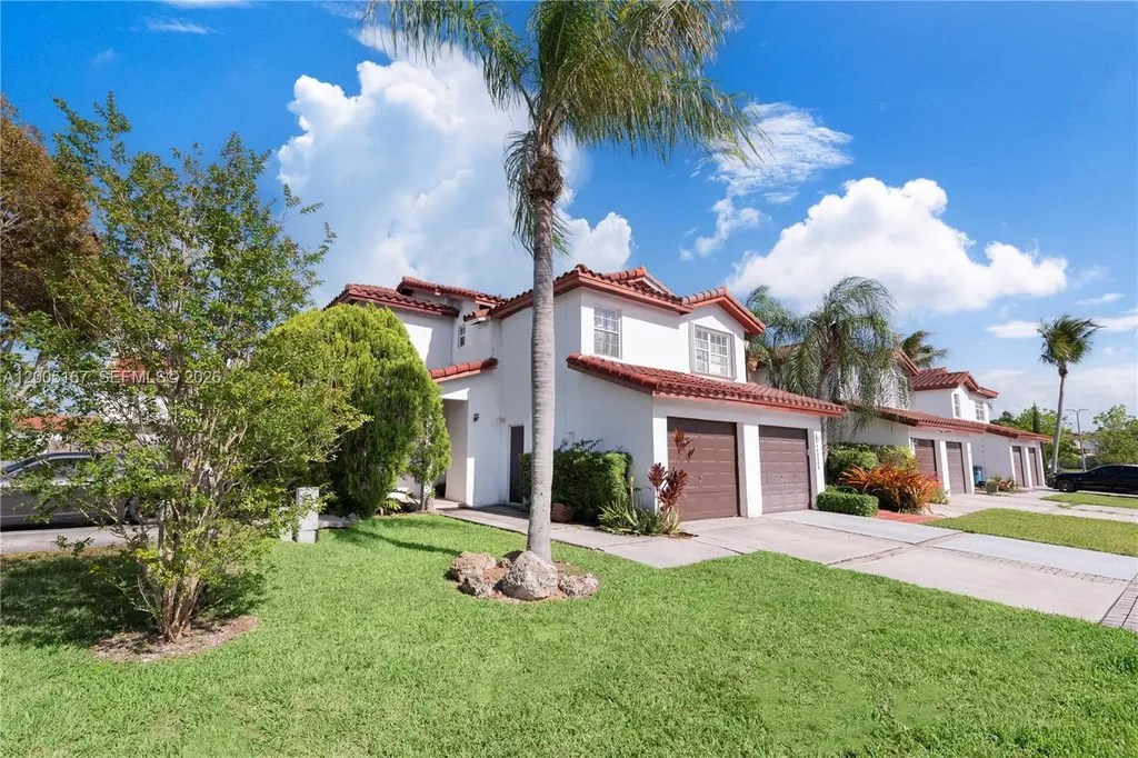 20801 SW 83rd Avenue Cutler Bay FL 33189