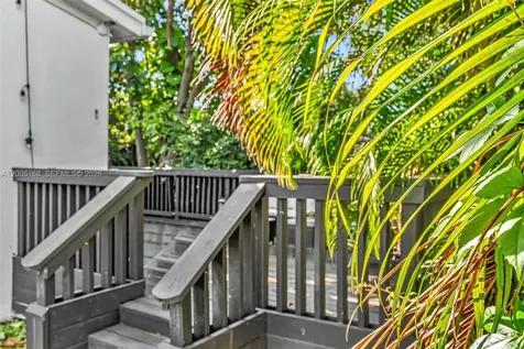 9264 Byron Avenue Surfside FL 33154