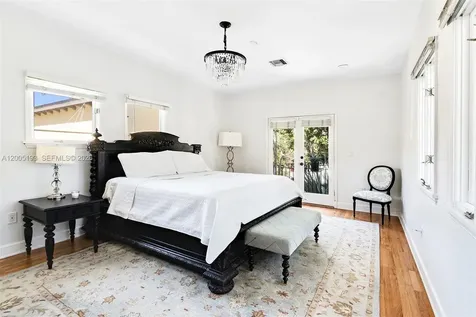 3930 Crawford Avenue Miami FL 33133