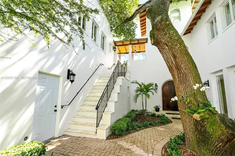 3930 Crawford Avenue Miami FL 33133