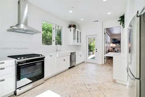 3930 Crawford Avenue Miami FL 33133