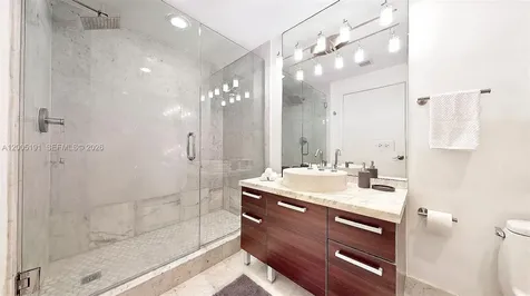 244 Biscayne Boulevard Miami FL 33132
