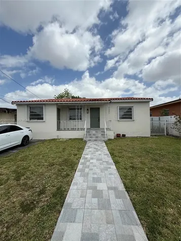 7231 NW 2nd Terrace Miami FL 33126