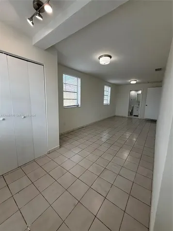 7231 NW 2nd Terrace Miami FL 33126