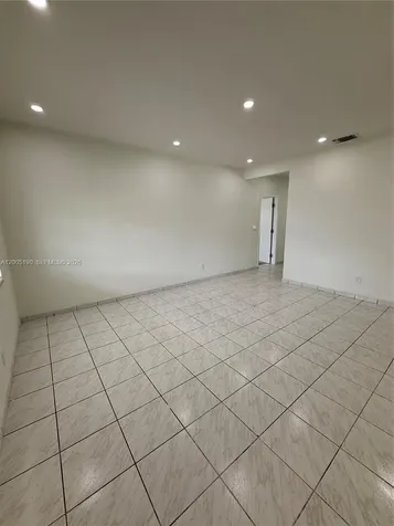 7231 NW 2nd Terrace Miami FL 33126