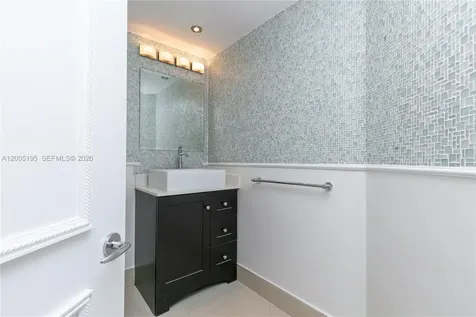 21150 Point Place Aventura FL 33180