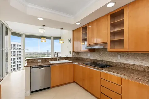 21150 Point Place Aventura FL 33180