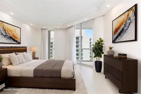 21150 Point Place Aventura FL 33180