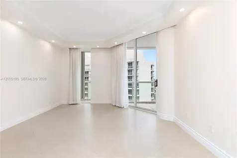 21150 Point Place Aventura FL 33180